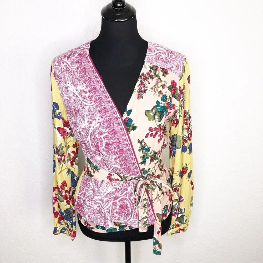 Anthropologie Meadow Rue yellow pink mixed floral wrap front top size 6 - Picture 3 of 16